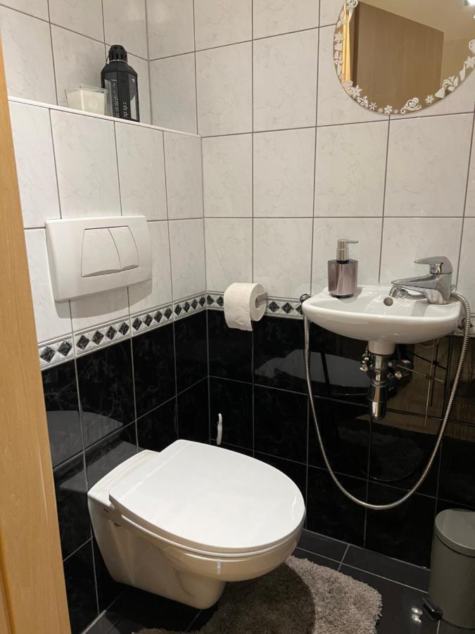 Luxury Apartment Dunapest With Spa And Pool Boedapest Buitenkant foto