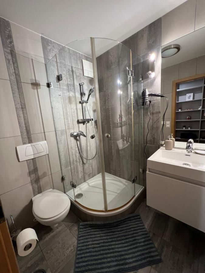 Luxury Apartment Dunapest With Spa And Pool Boedapest Buitenkant foto