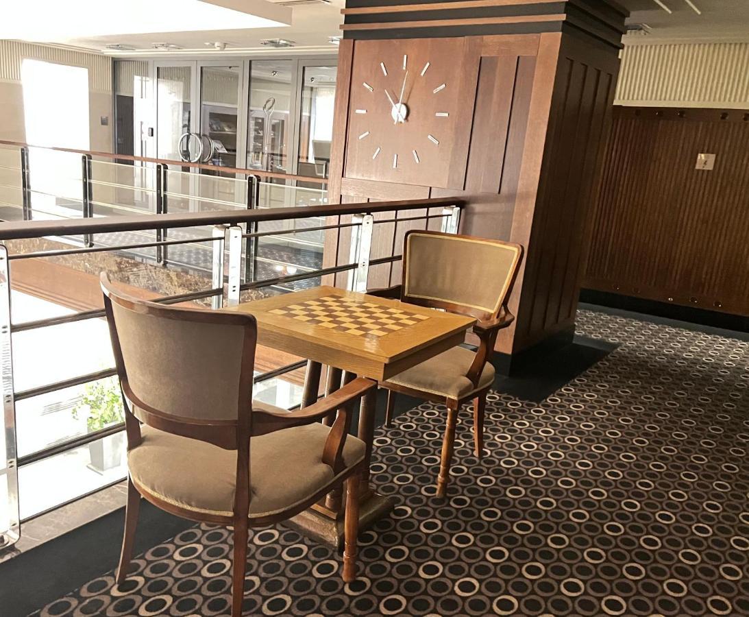 Luxury Apartment Dunapest With Spa And Pool Boedapest Buitenkant foto